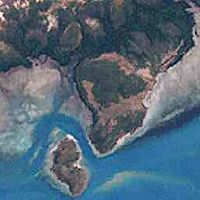 Port Lihou Island and Packe Island (Landsat)