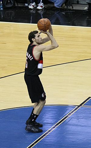 Rudy Fdez.