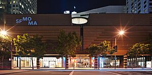 SF MOMA, San Francisco at night (cropped)