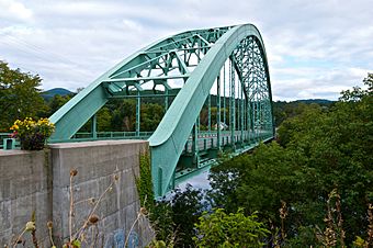 The Samuel Morey Memorial Bridge.jpg