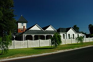 Villa carlotta gnangarra