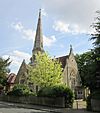 Weybridge United Reformed Church, Queens Road, Weybridge (NHLE Code 1377472) (June 2015) (3).JPG