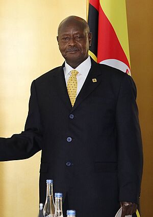Yoweri Museveni, the President of Uganda meets with Shinzō Abe, the Prime Minister of Japan (cropped)
