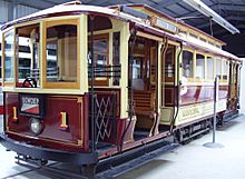 Adelaidesfirsttram1908