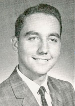 Bob Gunton, 1963 senior photo.jpg
