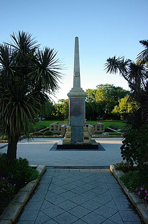 Busselton war memorial gnangarra