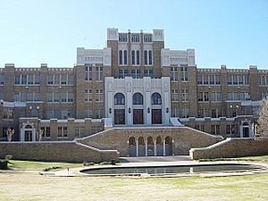 Central High in Little Rock 11