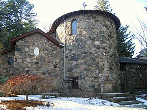 Chapel of St. Anne, ArlingtonMA - IMG 2678