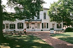 Chesapeake Country Scenic Byway - The Grounds of the Queen Anne's County Courthouse - NARA - 7717622