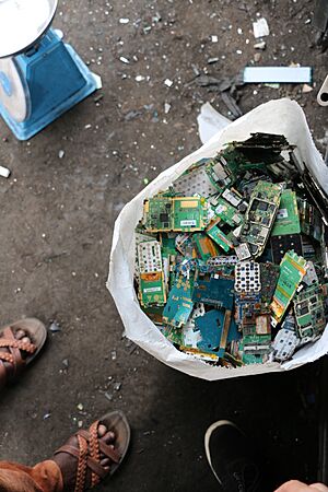 Day 4 Agbogloshie (25891029818)