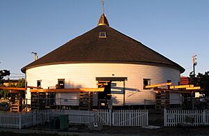 De Turk Round Barn, 819 Donahue St., Santa Rosa, CA 6-12-2010 8-05-53 PM