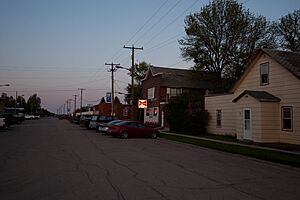 Hoople at dusk, 2006