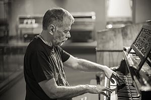 Josep Colom, pianista