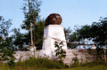 Palo Hincado monument