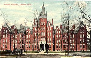PostcardDetroitMIHarperHospitalPre1923