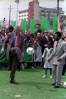 President William J. Clinton Kicking a Soccer Ball - NARA - 81122856