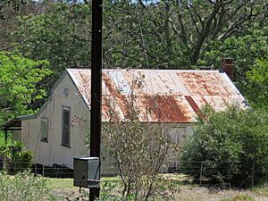Railway Cottages, Waroona, October 2021 02