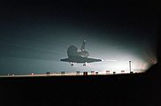 STS-101 landing