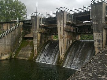 San Andrés de los Tacones dam.jpg