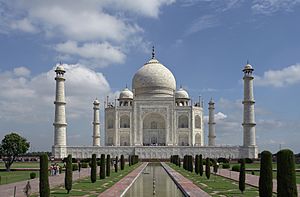Taj Mahal, Agra, India edit2