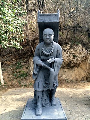 Xuan Zang Statue