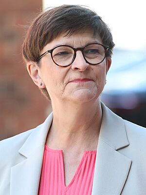2025-05-05 Unterzeichnung des Koalitionsvertrages der 21. Wahlperiode des Bundestages by Sandro Halank–032 (cropped).jpg