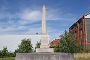 British Thompson-Houston Company War Memorial (02).jpg