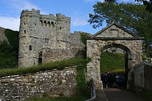 Carisbrooke Castle gate 1