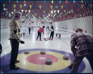 Curling at the Huntsville Curling Club (I0005717)