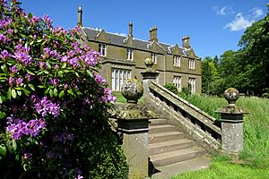 Duntrune House facade - panoramio