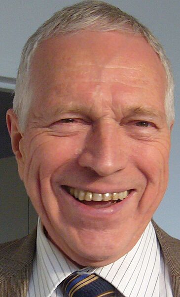 Edmund Phelps close-up (cropped)