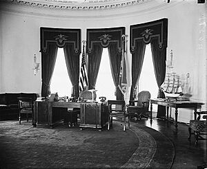 FDR Oval Office in 1934 LOC37952v cropped