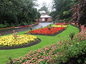 Fossil Grove gardens at Victoria Park - geograph.org.uk - 529258