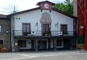 Izurtza Town Hall