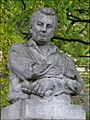 Jaroslav Hasek - pomnik v Lipnici nad Sazavou - detail