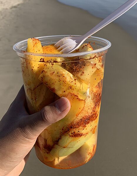 Mango in Tajin (cropped)