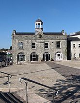 Market House and Market Square at Ballynahinch (geograph 4733757) (cropped).jpg