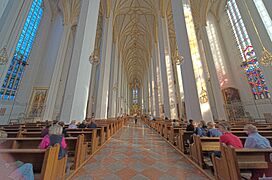 Munich Frauenkirche (HDR) (8419330818)