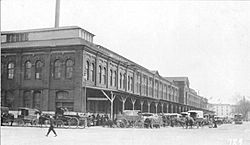Photograph of the Back of Center Market along B Street Northwest, 04-02-1914 (14383739654)