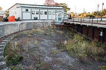 Rockland Turntable and Engine House-21.jpg