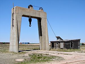 Sioux Ord depot crane