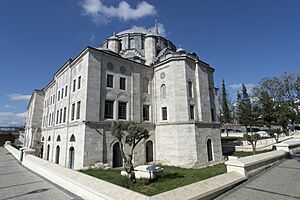 Sokollu Mehmet Pasha Mosque Azapkapi 7408.jpg
