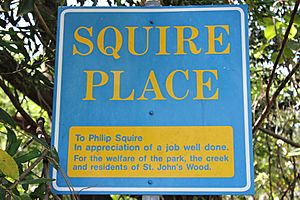 Squire Place sign