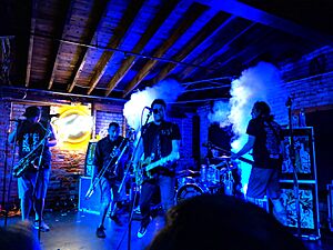 Top Cats 2019-04-11 - Less Than Jake (47570104242)