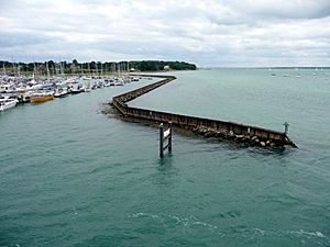 Yarmouth Harbour, Isle of Wight - geograph.org.uk - 1720429