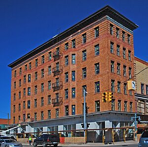 AdamsBuilding-SaultSteMarieMI