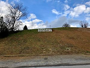 Brasstown Sign, Brasstown, NC (32821690868).jpg