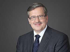 Bronisław Komorowski official photo