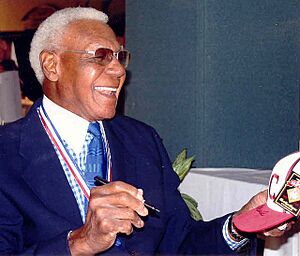 Buck O'Neil autograph