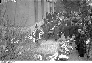Bundesarchiv Bild 102-00366, Trauerfeier für Hugo Stinnes
